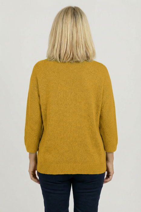 Pulover pufos mustar cu decolteu in V si maneca fluture [3]