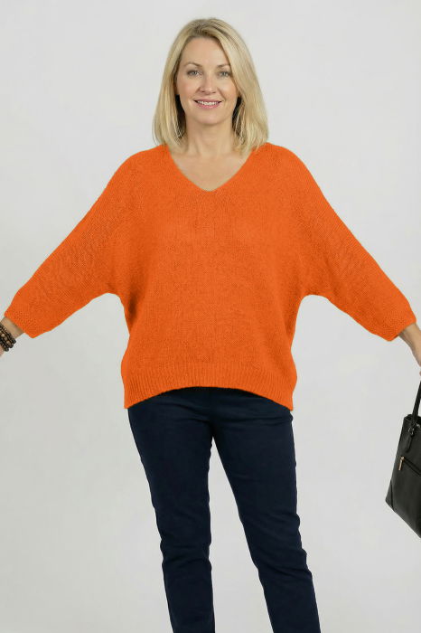 Pulover pufos portocaliu cu decolteu in V si maneca fluture [2]