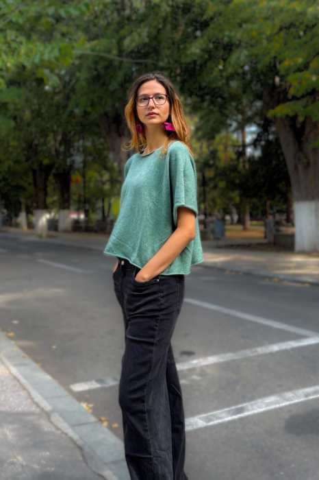 Pulover versatil cu maneca fluture din vascoza, verde prafuit [4]