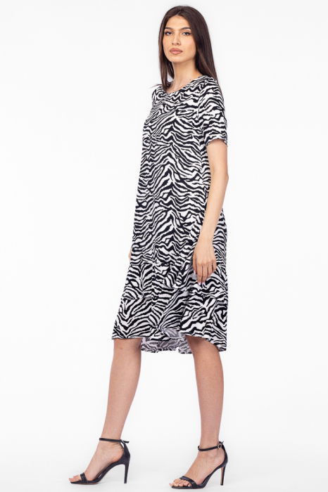 Rochie `A line` midi, din vascoza cu imprimeu animal print alb-negru si doua volane poale [2]