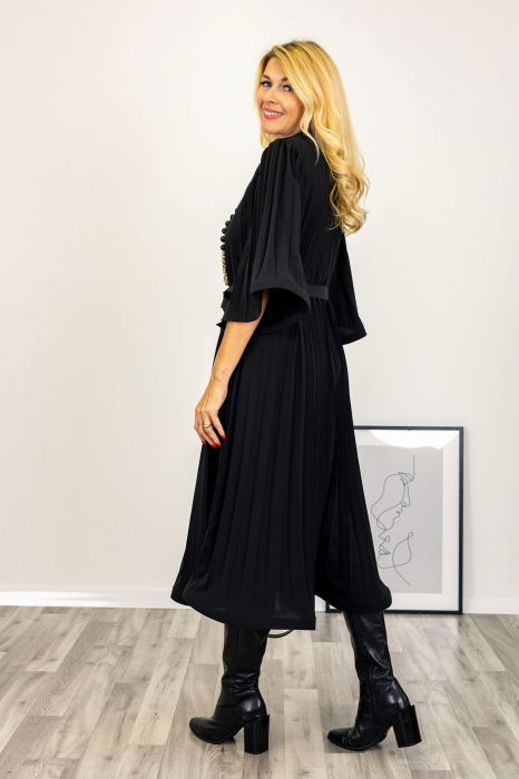 Rochie A-line neagra, plisata cu maneca clopot si cordon [3]