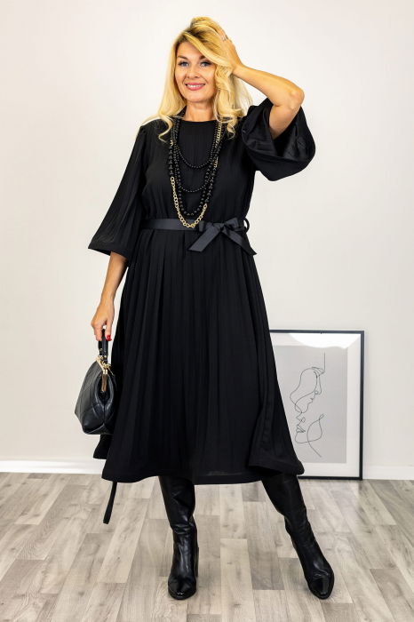Rochie A-line neagra, plisata cu maneca clopot si cordon [2]