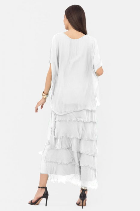 Rochie alba din matase si vascoza cu  volane franjurate suprapuse [3]