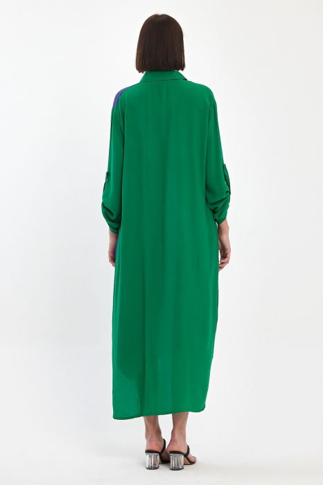 Rochie camasa oversize verde-mov cu broderie silueta fata africana, din vascoza [6]