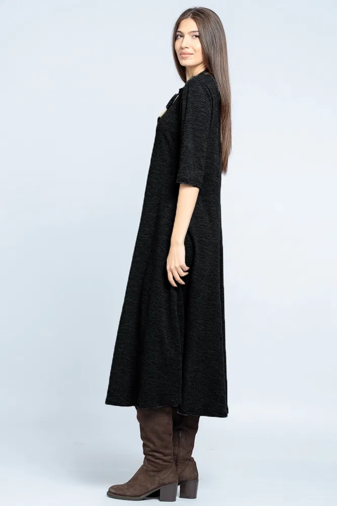 Rochie cambrata din lana neagra [2]