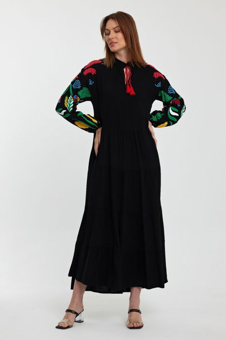 Rochie neagra cu imprimeu cauciucat cu papagali si maneci bufante, din vascoz [5]