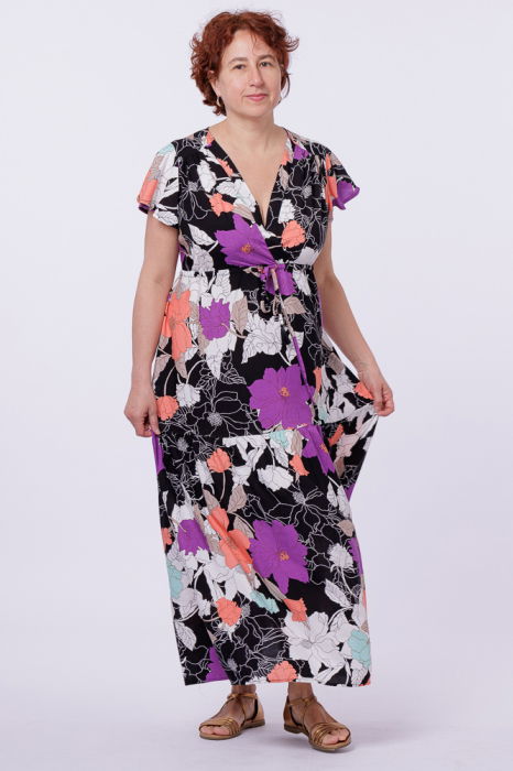 Rochie cu bust petrecut si imprimeu floral pe fond negru [2]