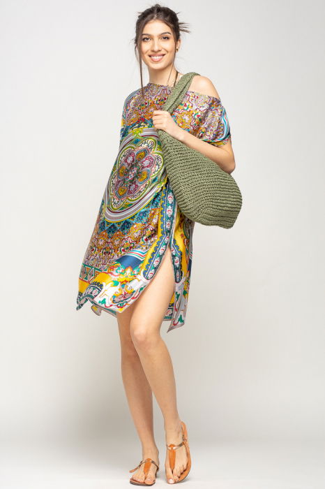 Rochie de plaja tip poncho din matase cu mandala centrala in chenar galben si gri [2]