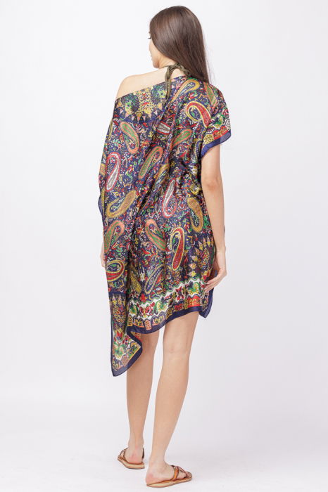 Rochie de plaja tip poncho din matase cu imprimeu paisley pe fond bleumarin [3]
