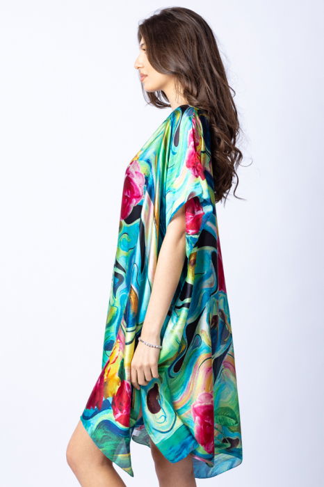 Rochie de plaja tip poncho din matase cu trandafiri fucsia pe fond turcoaz [2]