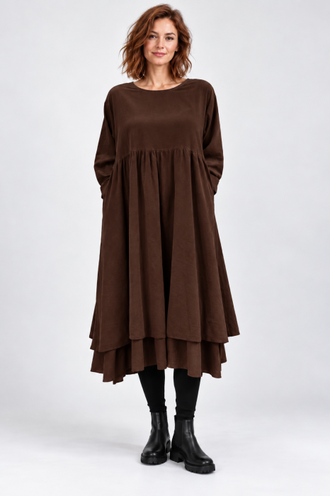 Rochie din catifea reiata de bumbac, cu fusta ampla si volan dublu din batist, maro