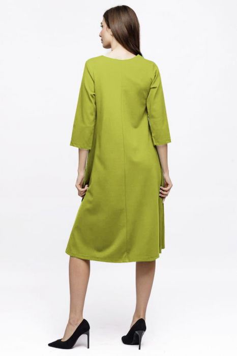 Rochie Eva midi verde A line din tricot de vascoza si decolteu rotund, imprimeu floare la piept [6]