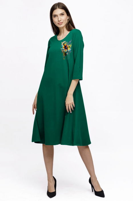 Rochie Eva midi verde A line din tricot de vascoza si decolteu rotund, imprimeu floare la piept [1]