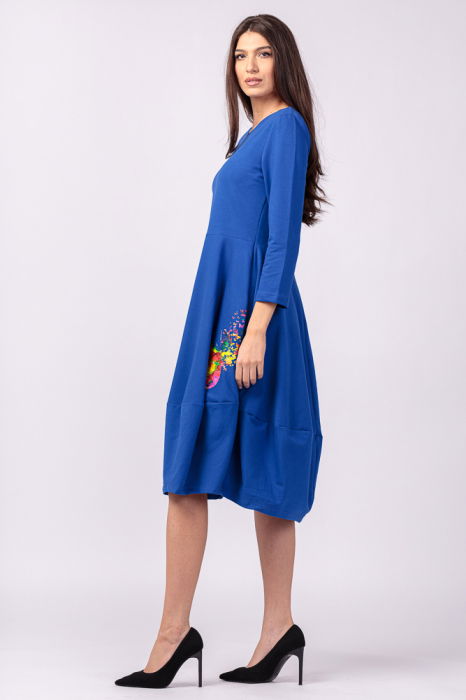 Rochie lalea din bumbac albastru electric, cu imprimeu fluture stilizat [2]