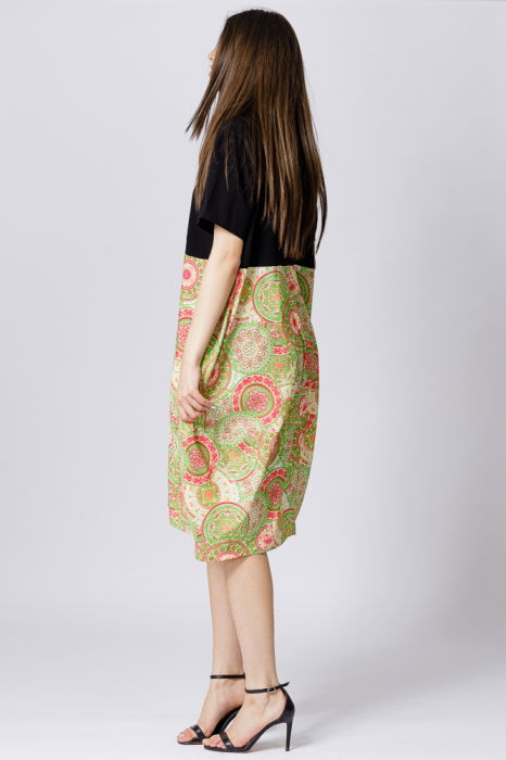 Rochie lalea cu bust negru si imprimeu mandale verde deschis [3]