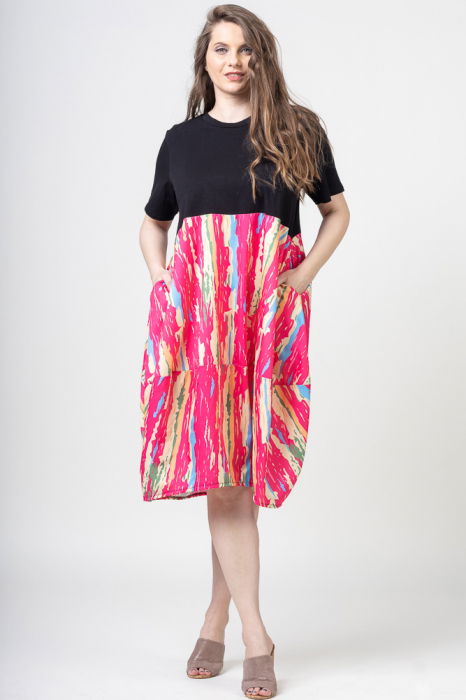 Rochie lalea cu bust negru si imprimeu predominant fucsia [2]