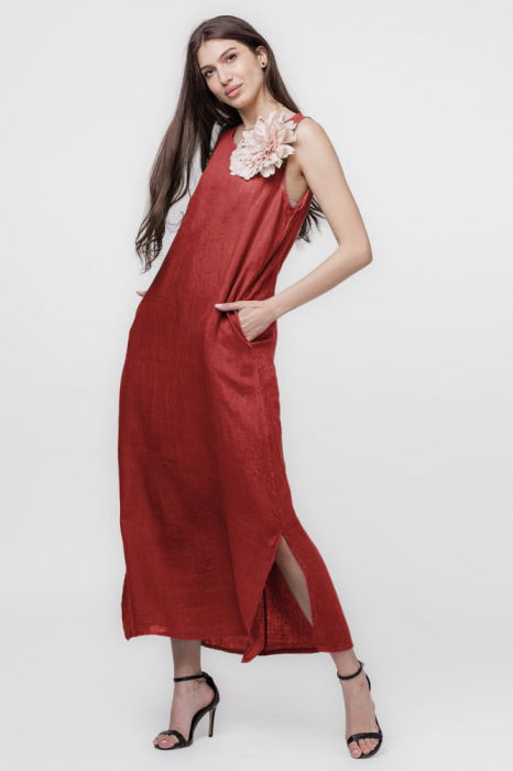 Rochie lunga A-line din in, fara maneci, rosiatic inchis