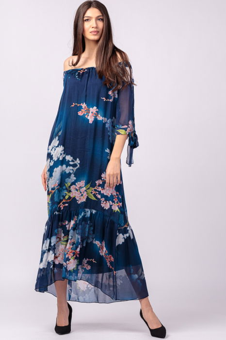 Rochie lunga din matase si vascoza, cu imprimeu flori de cires pe fond bleumarin [4]