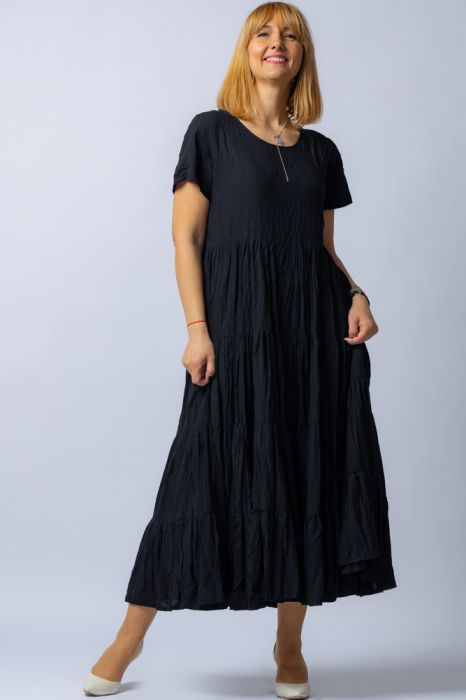 Rochie lunga neagra cu patru volane [2]