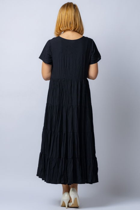 Rochie lunga neagra cu patru volane [3]