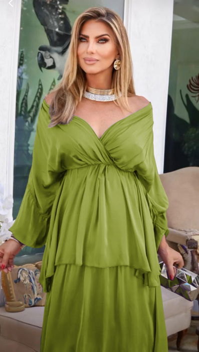 Rochie lunga suprapusa din matase, cu trei volane mari si maneca lunga, verde oliv [2]