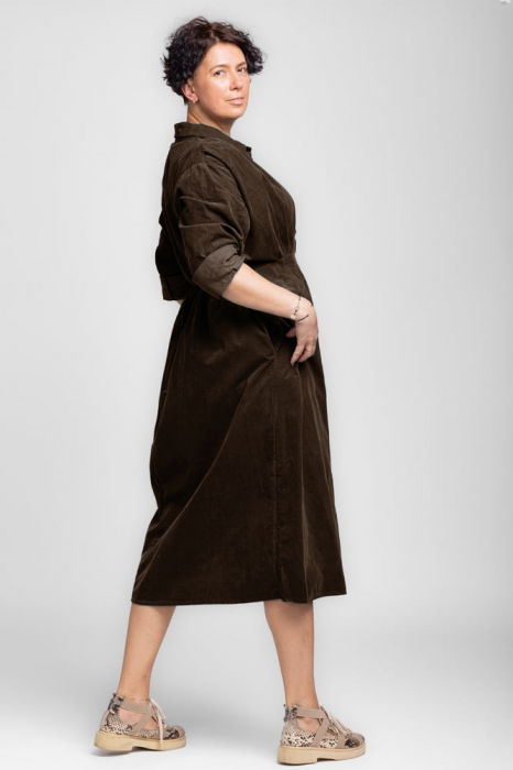 Rochie masura mare din catifea reiata taiata in talie, maro [2]