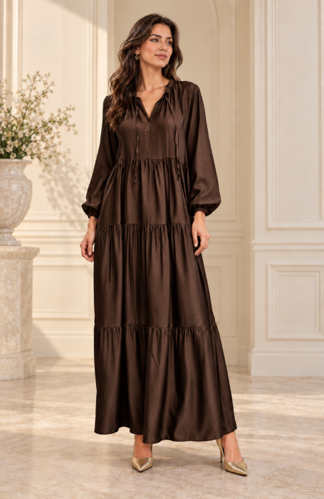 Rochie maxi satinata din matase si vascoza cu volane si croi amplu, maro
