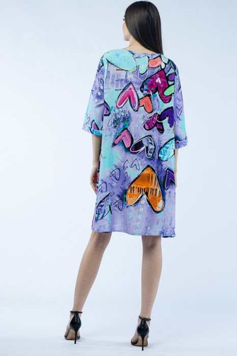 Rochie midi A-line din vascoza cu imprimeu inimi pe fond lila [3]