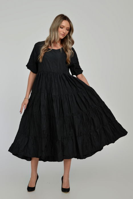 Rochie ampla, lunga, cu volane, A-line, taiata in talie, din tafta de vascoza, neagra cu irizatii maron [7]