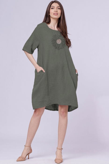 Rochie midi din in cu floare din paiete pe piept, kaki