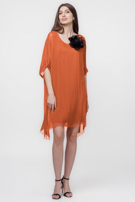 Rochie midi, dreapta, din matase si vascoza, cu funda pe spate, caramizie