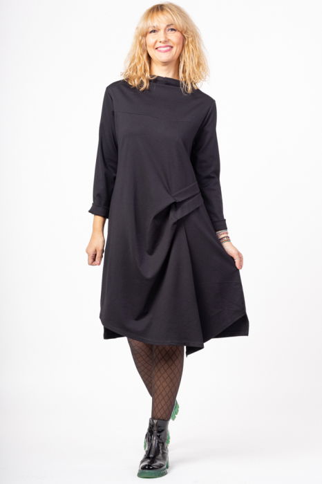 Rochie neagra din bumbac cu doua cute pe talie [1]