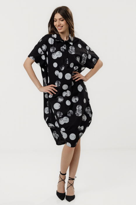 Rochie neagra tip lalea cu guler clasic, din bumbac cu imprimeu cu buline [1]