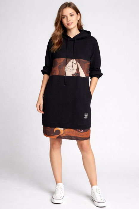 Rochie neagra, din tricot de bumbac cu insertii imprimate cu chipuri abstracte, stransa la baza [1]