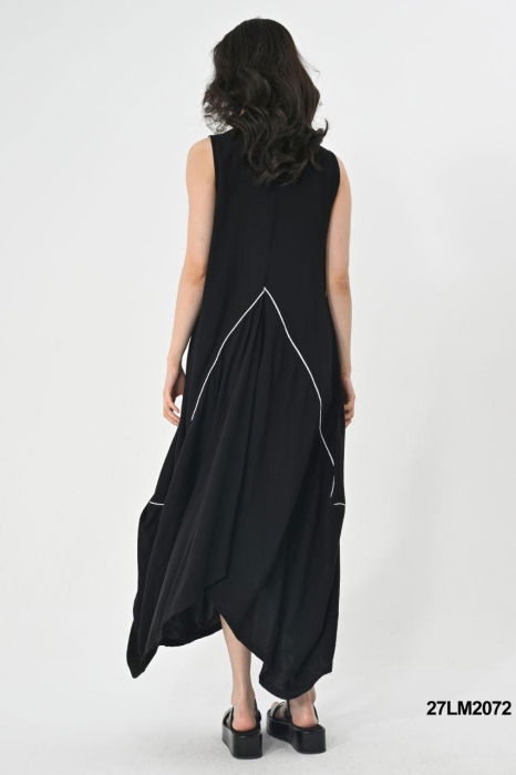 Rochie neagra in colturi cu detaliu alb [2]