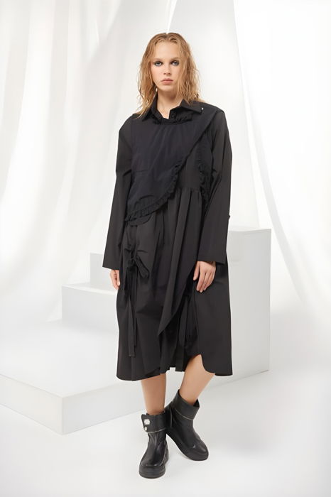 Set rochie neagra oversize cu guler tip camasa si vesta cu volanas