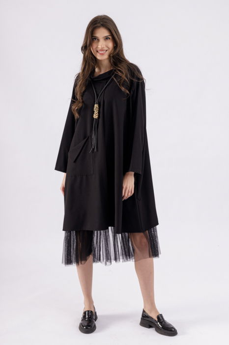 Rochie neagra oversize din stofa subtire suprapusa, cu buzunar si guler rasucit [2]