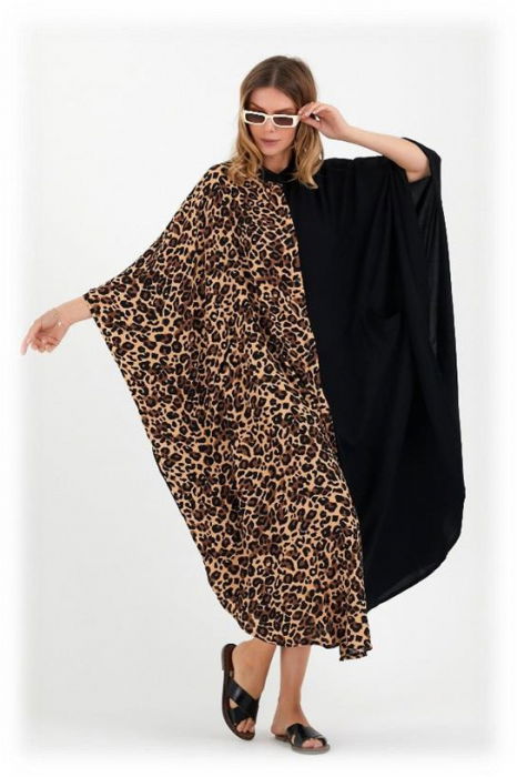 Rochie oversize animal print-negru, din vascoza [2]