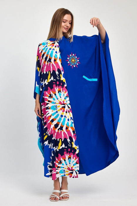 Rochie oversize, cu imprimeu si broderie in nunte de albastru, din vascoza [6]