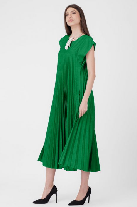 Rochie plisata  A-line lunga, material fin si usor creponat, verde [2]