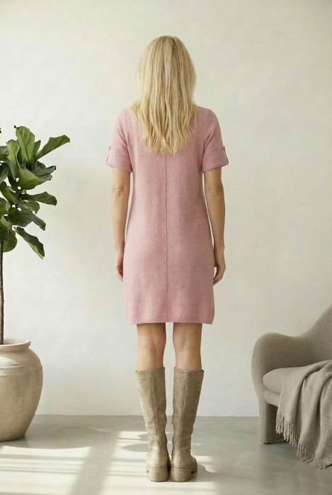 Rochie scurta A-line tricotata, cu maneca scurta si nasture decorativ, roz [3]