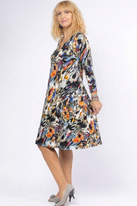 Rochie `A line` midi, cu decolteu traditional si imprimeu pictural [2]