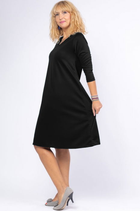 Rochie uni neagra `A line` midi, cu decolteu traditional [2]