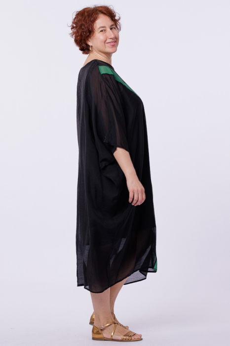 Rochie fluture, oversize, neagra, cu Y decorativ verde [3]