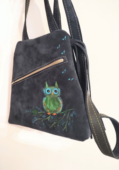 Rucsac bleumarin din piele naturala cu bufniță pictata [3]