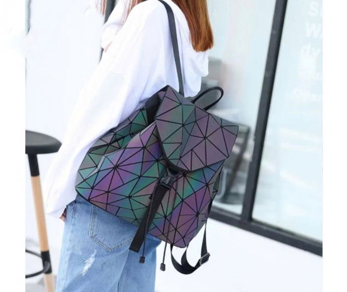 Rucsac reflectorizant 3D cu elemente geometrice triunghiulare, mov [6]