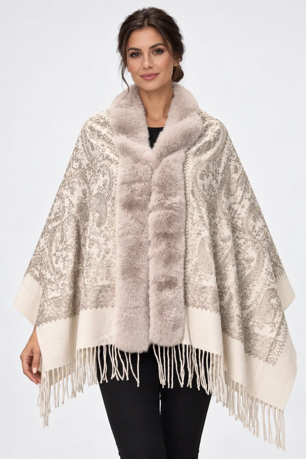 Sal elegant tip poncho cu broderie ton pe ton si bordura din blanita artificiala, ivoire