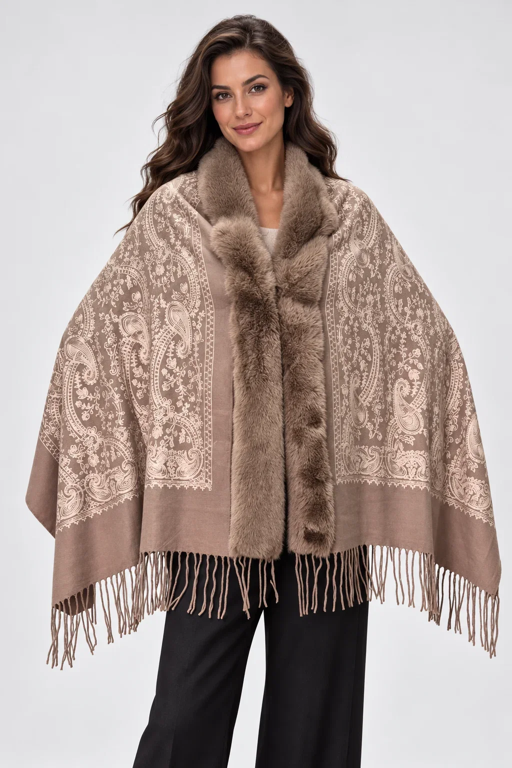 Sal elegant tip poncho cu broderie ton pe ton si bordura din blanita artificiala, taupe