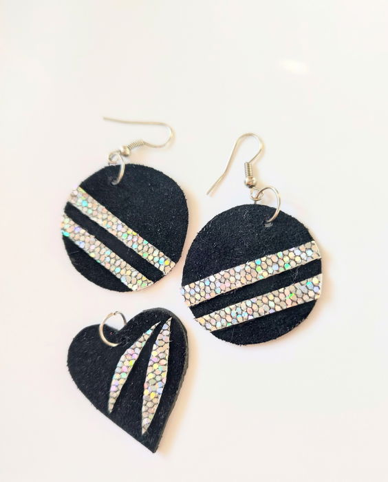 Set cercei și pandantiv  din piele naturala [2]