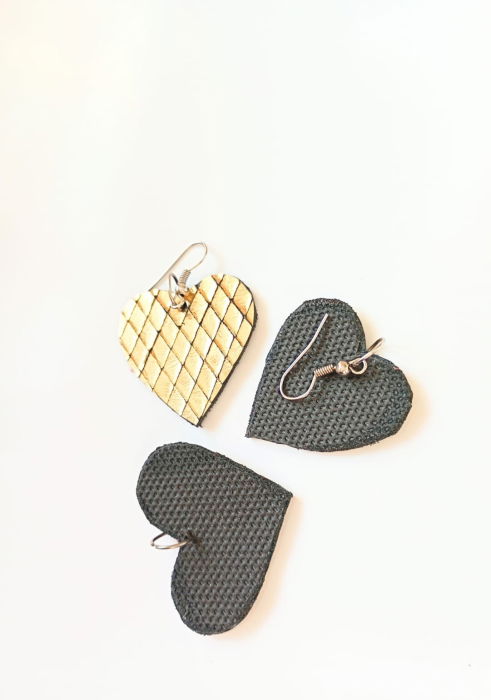 Set cercei și pandantiv Gold, din piele naturala [2]